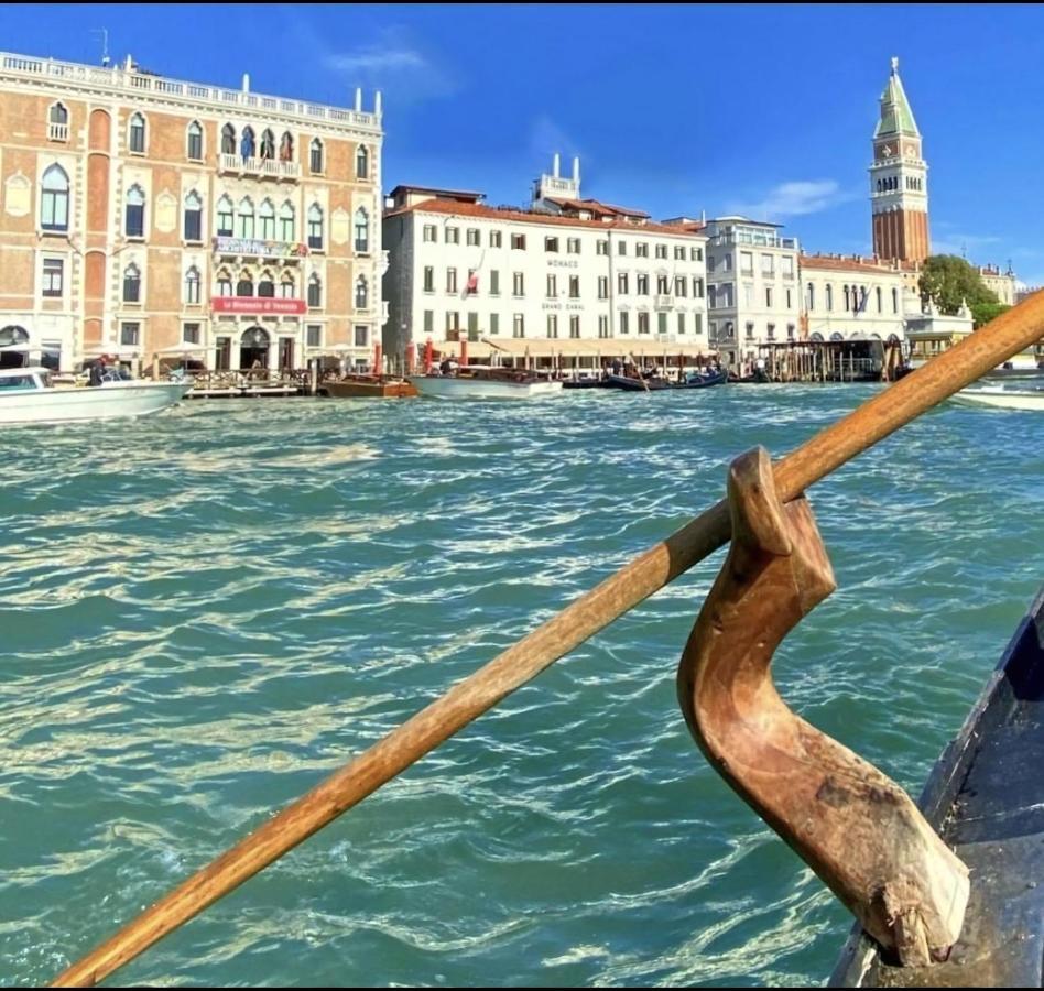 Apt Teatro Venedig Exterior foto