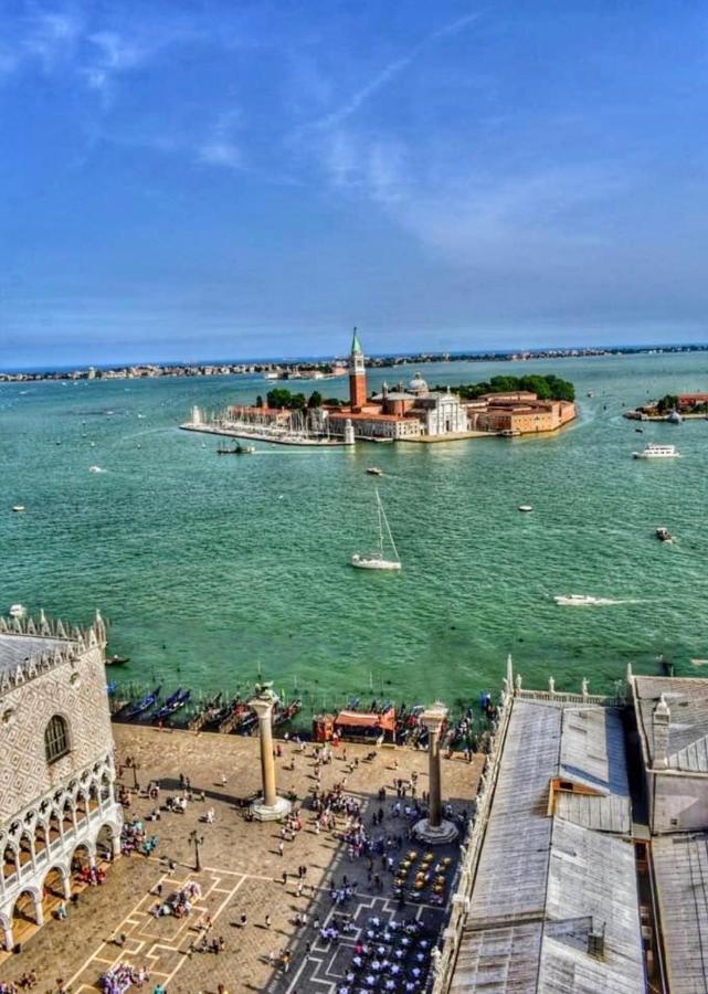 Apt Teatro Venedig Exterior foto